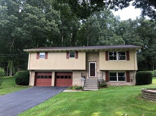 329 Division St, Shady Spring, WV 25918