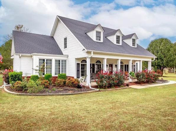 1195 Pickthorne Rd, Cabot, AR 72023