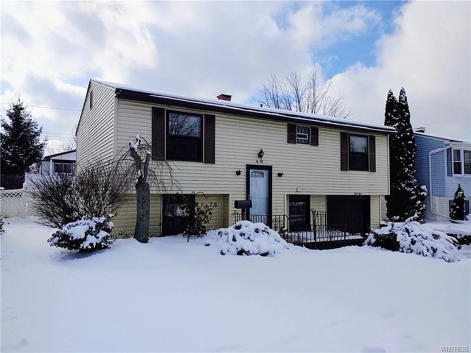 1st image of 63 W Toulon Dr