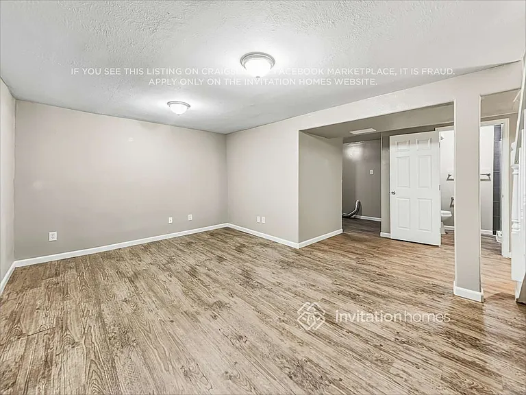 4246 S Gibralter St — Photo 18