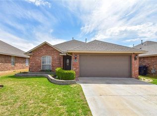 10624 SW 33rd Ter, Yukon, OK 73099