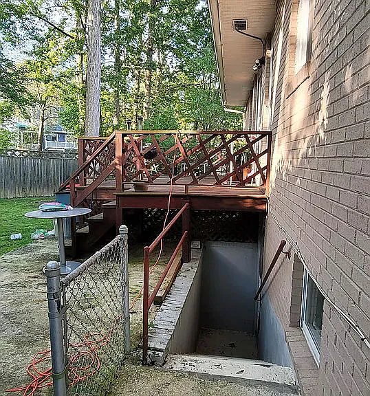 2712 Calgary Ave — Photo 4