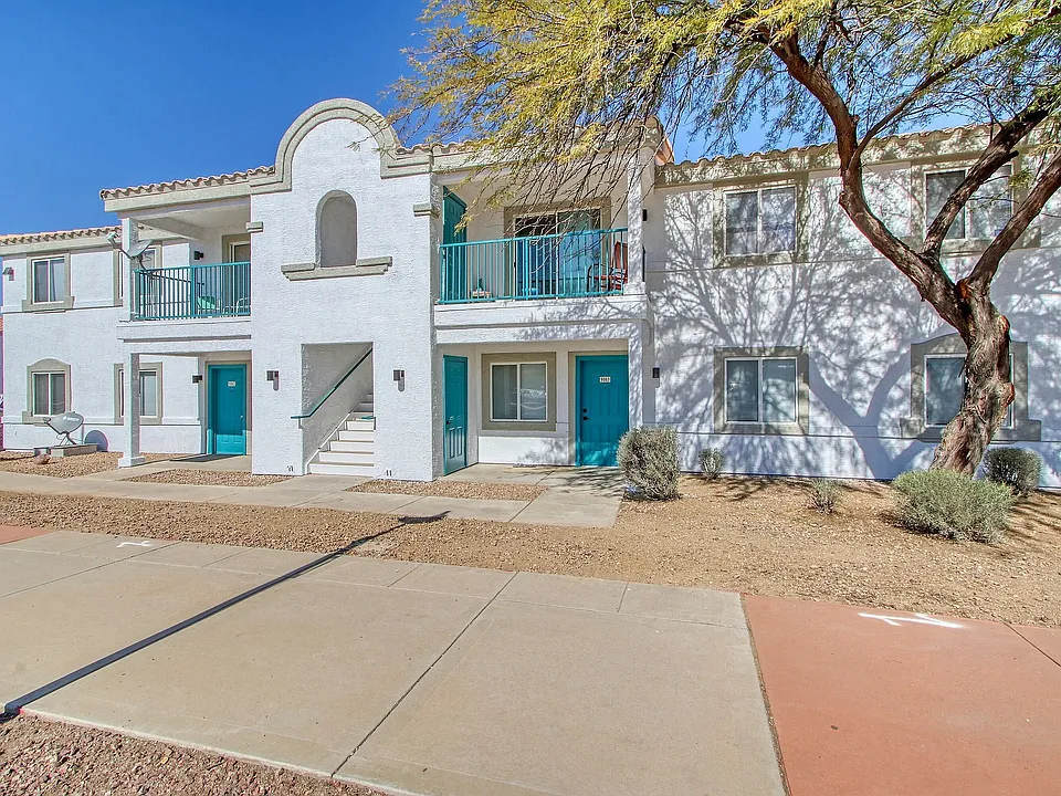 Marana Apartments