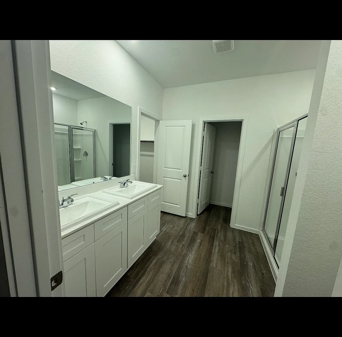 Dylan Skyland Dr, Katy — Photo 1