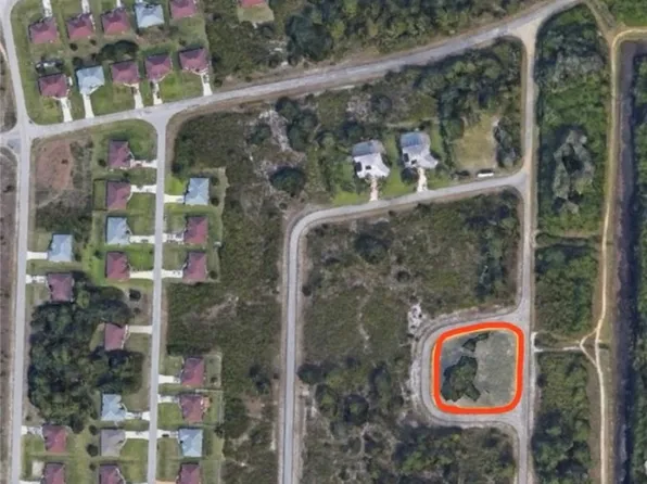 660 Whitmore Loop, Lehigh Acres, FL 33972