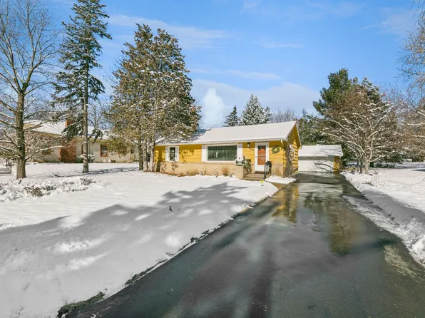 4806 33rd Ave N, Golden Valley, MN 55422