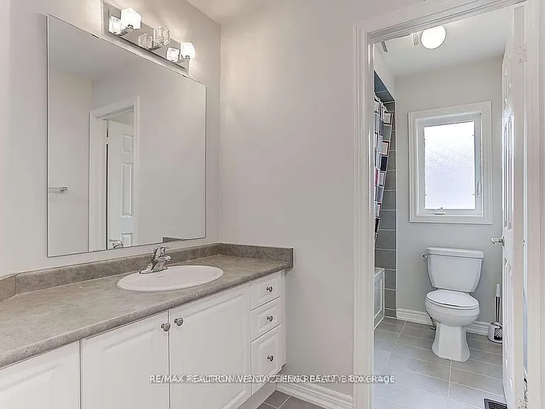 155 Durhamview Cres — Photo 33