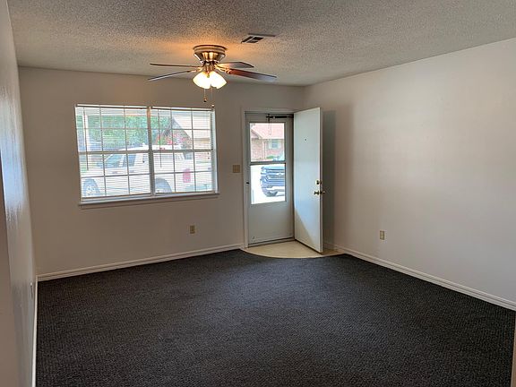 4th image of 719 S Oliphant St
