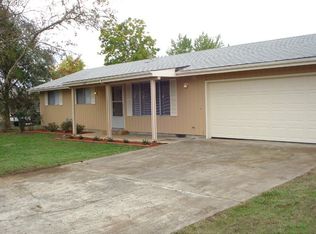 120 NW Glenhart Ave, Winston, OR 97496