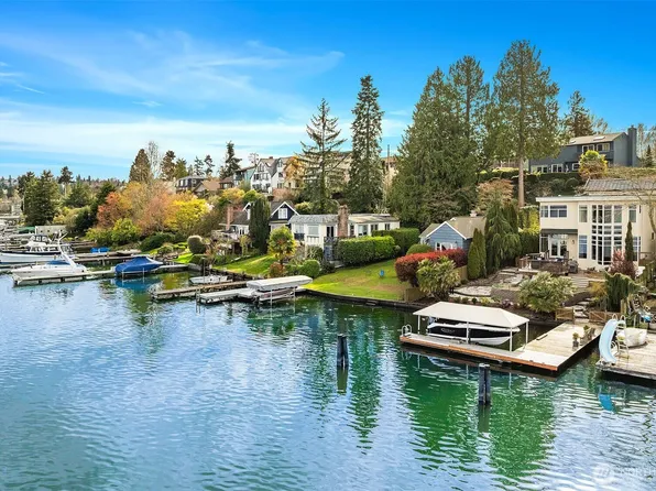 8418 Island Drive S, Seattle, WA 98118