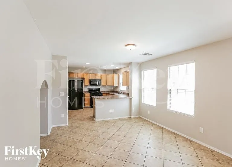 2226 S Buckaroo Trl — Photo 6