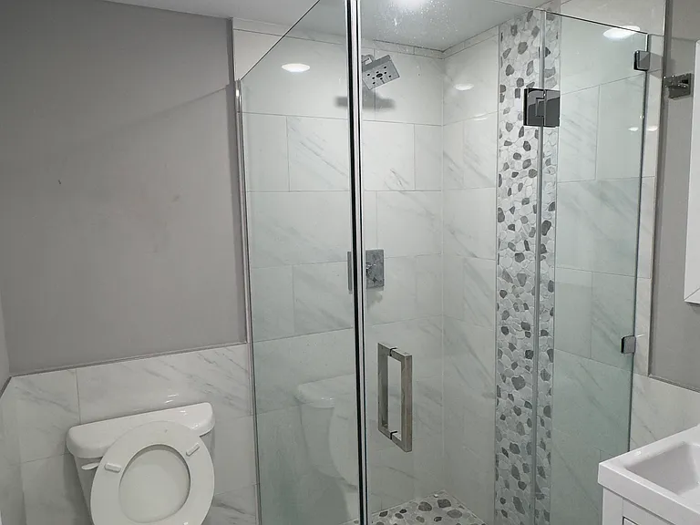 649-1 N 35th St #202A — Photo 30
