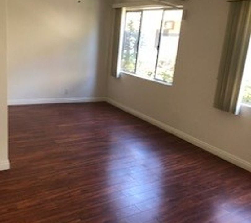 1st image of 3759 Vinton Ave #2