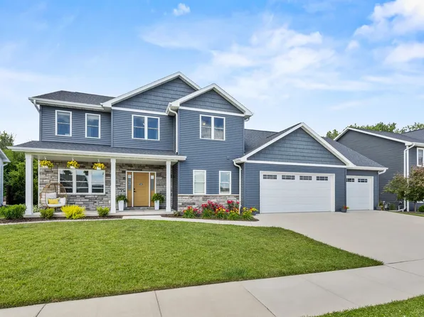 W6018 Ryford St, Menasha, WI 54952