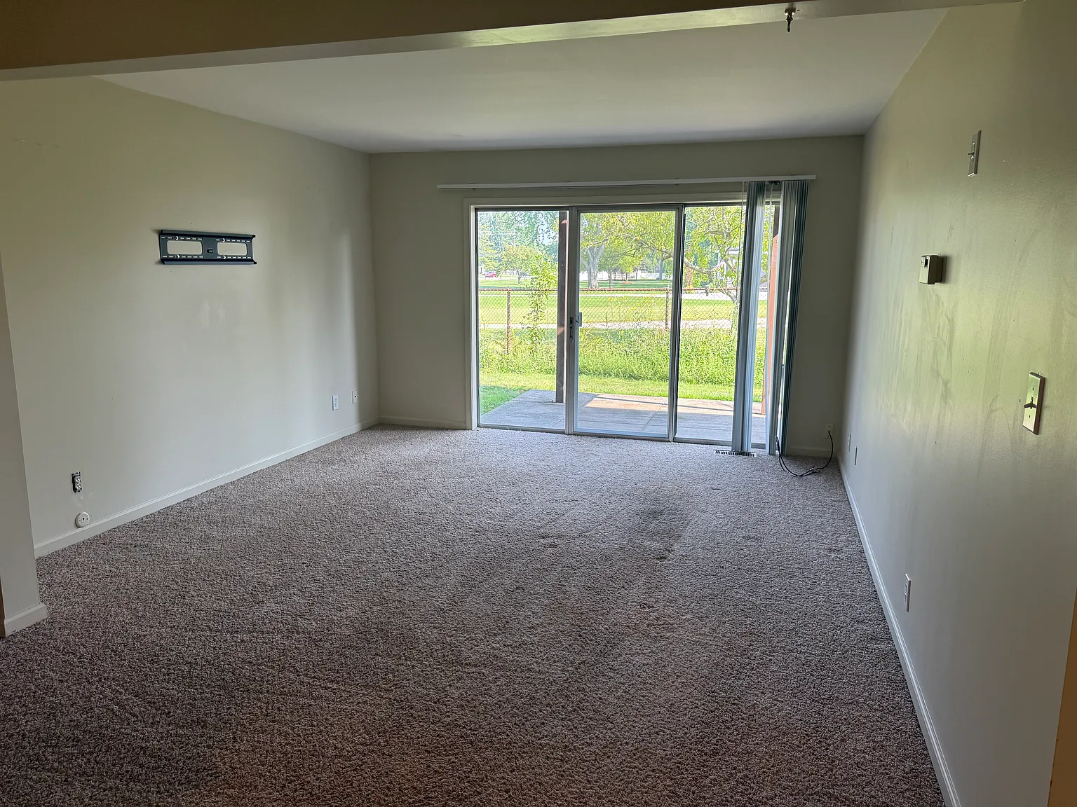 1 bed, 800 sqft, $995 — Photo 4