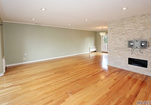 5th image of 39 Bellwood Dr