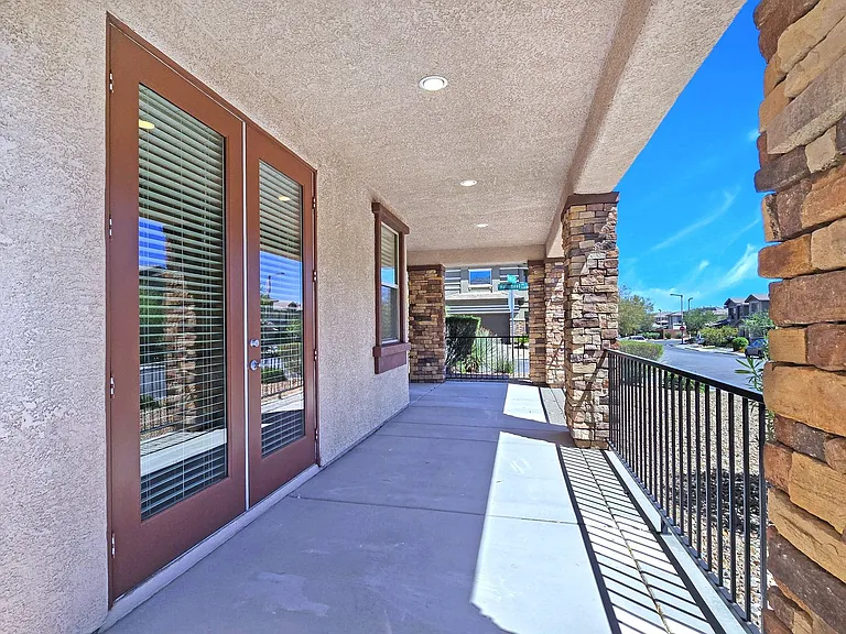5389 Hollymead Dr — Photo 8