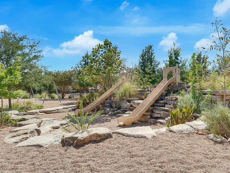 5309 Beckett Cir — Photo 73