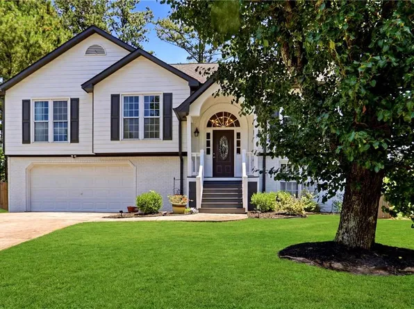 925 Garner Spring Ln, Buford, GA 30518