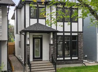 107 E Hartford Rd NW, Calgary, AB T2K 2A7