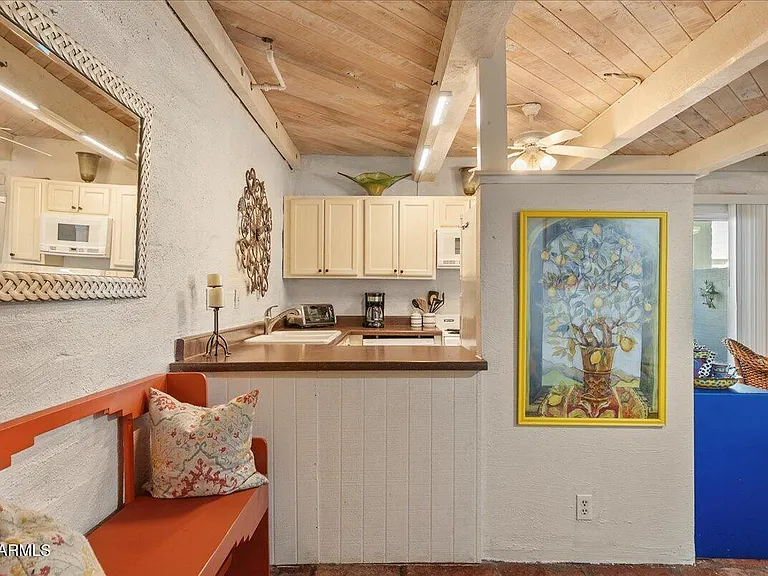 6840 E 2nd St #5 — Photo 9