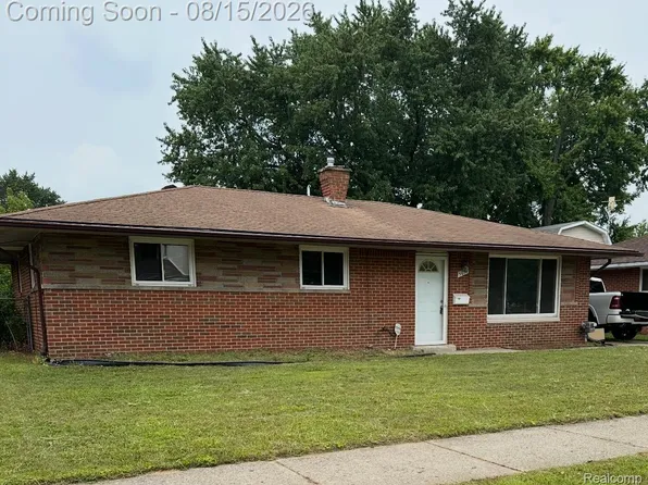 5036 Harrison St, Wayne, MI 48184