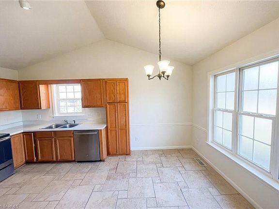 5th image of 177 Swicegood Farms Ln