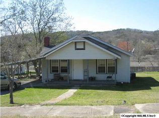 1212 Godfrey Ave N, Fort Payne, AL 35967