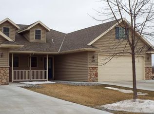 807 11th Ave NE, Milaca, MN 56353