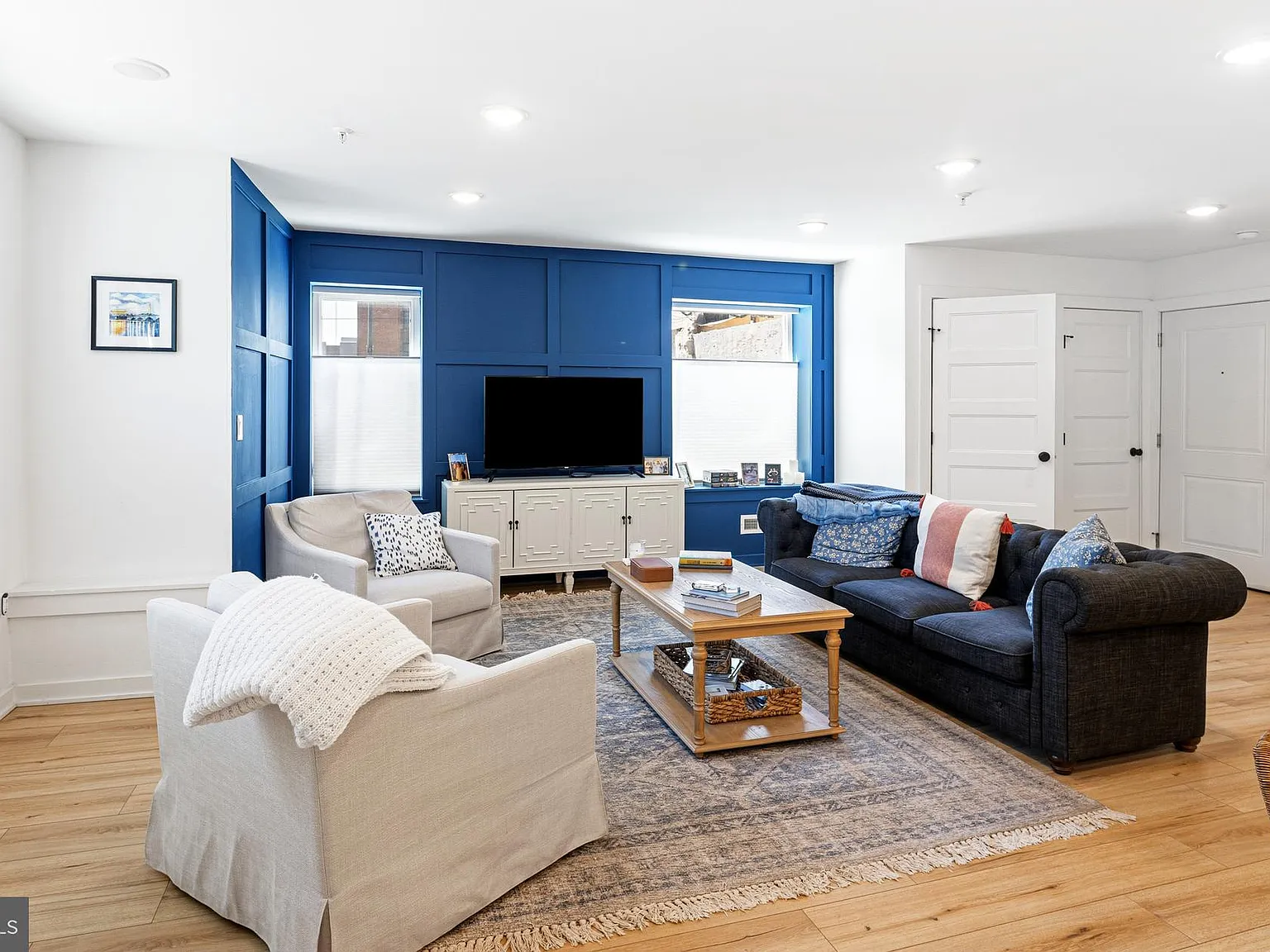 2 bed, 2.5 bath, 1413 sqft, $2,200 — Photo 3