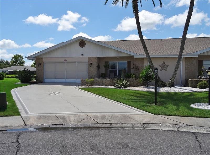 1st image of 207 Cactusflower Ln