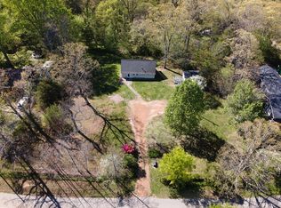 2409 Altura Dr, Signal Mountain, TN 37377