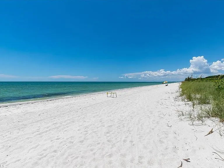 Gulf Shore Dr — Photo 25