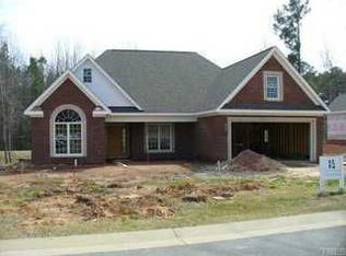 408 Calico Ct, Sanford, NC 27330