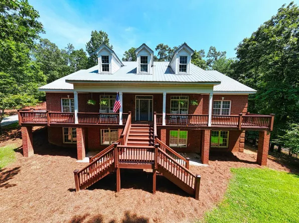 5019 W Fork Dr, Gainesville, GA 30506