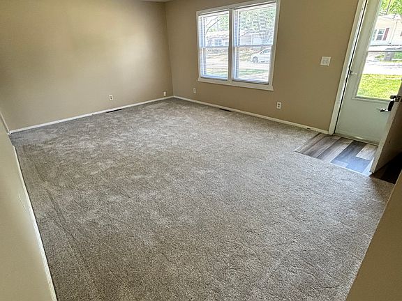 3rd image of 7343 S 71st Ave