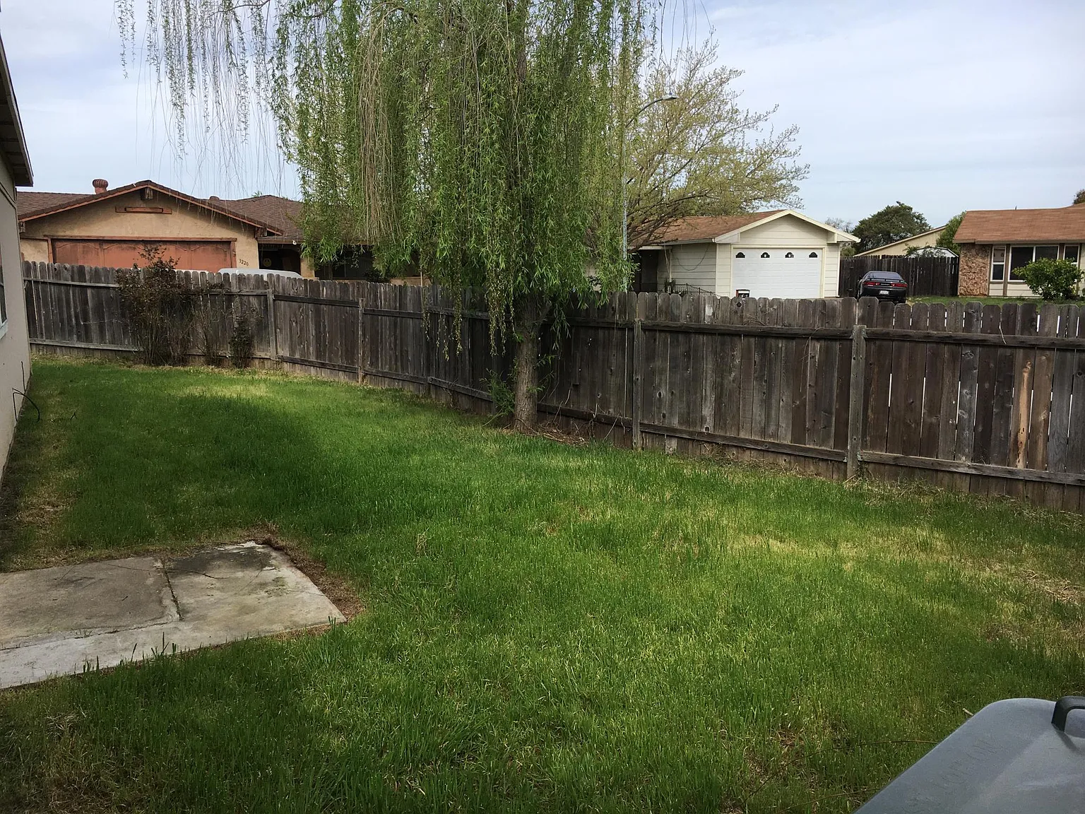 3 bed, 1050 sqft, $2,150 — Photo 3