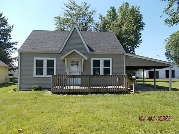 987 W Vest Street, Scottsburg, IN 47170