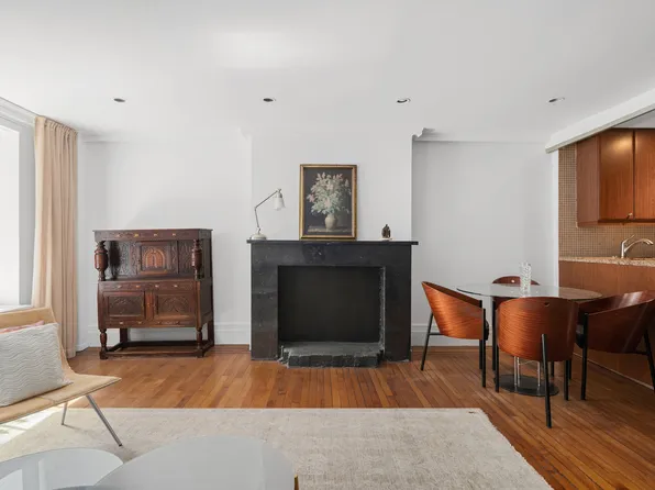 41 West 10th Street image 1 of 6