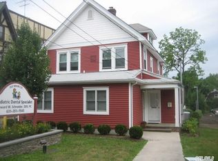153 Main St #B, Huntington, NY 11743