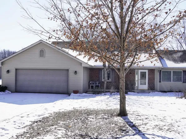 865 W Dogwood Dr, Columbia City, IN 46725
