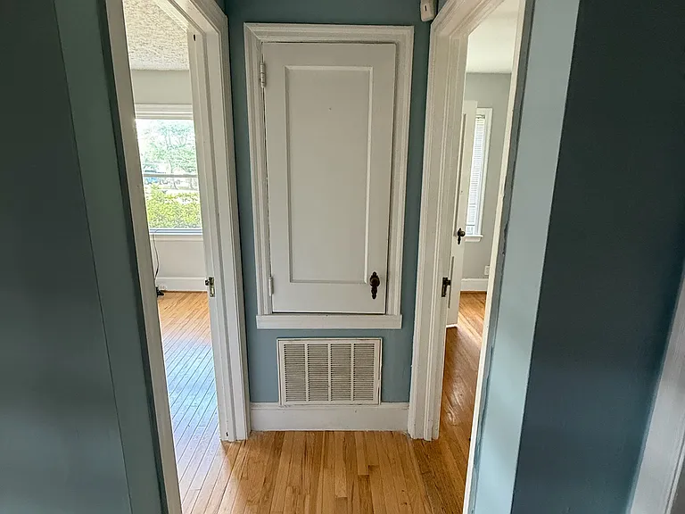 324 E Peterson Dr — Photo 31