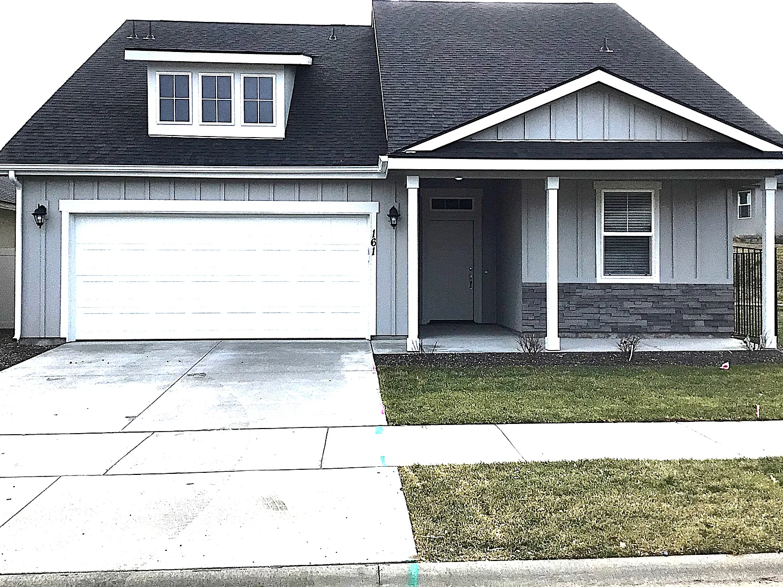 4 bed, 3.0 bath, 2094 sqft, $2,850 — Photo 1