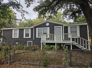 80 Live Oak St, Alvarado, TX 76009