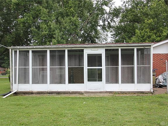 5th image of 2735 Piqua Troy Rd