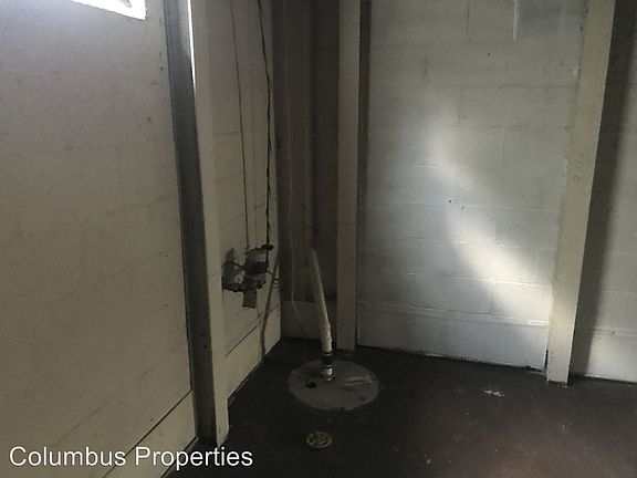 3rd image of 2034 Grasmere Ave