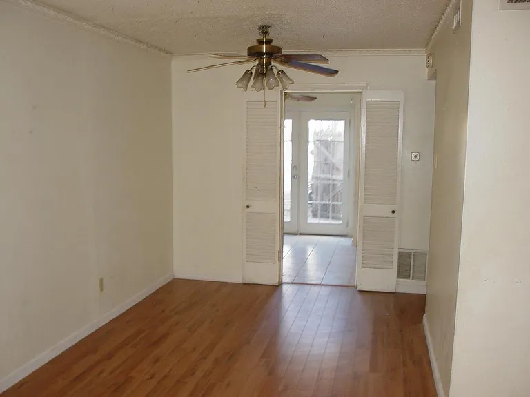 9828 Valley Meadow Ct — Photo 9