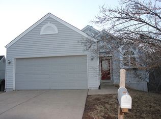 104 Cascade Terrace Dr, Ballwin, MO 63021