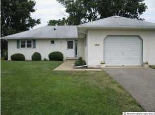118 Charlotteville Dr S, Toms River, NJ 08757