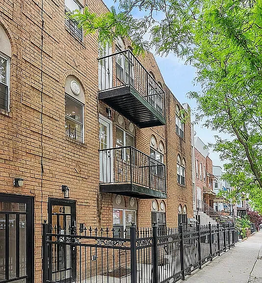 42 Pilling St #1A — Photo 10